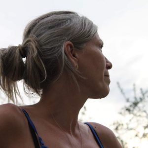 Meet your Posher, Angi